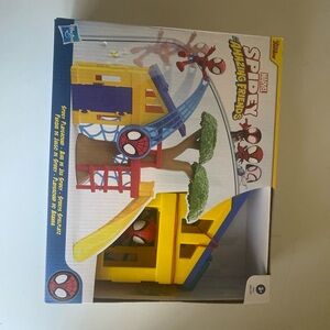 Hasbro Spider-Man Playset in Yellow, Blue & Red